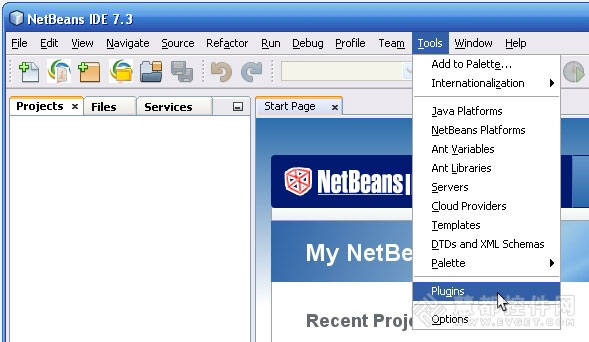 在NetBeans中点击工具菜单，选择插件