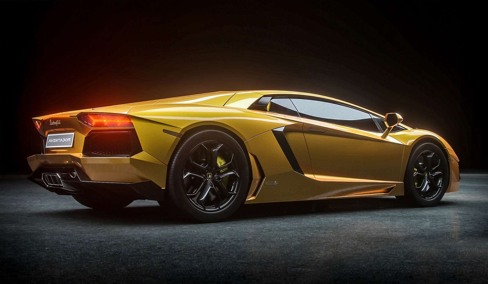 用SolidWorks設(shè)計蘭博基尼Aventador LP700模型