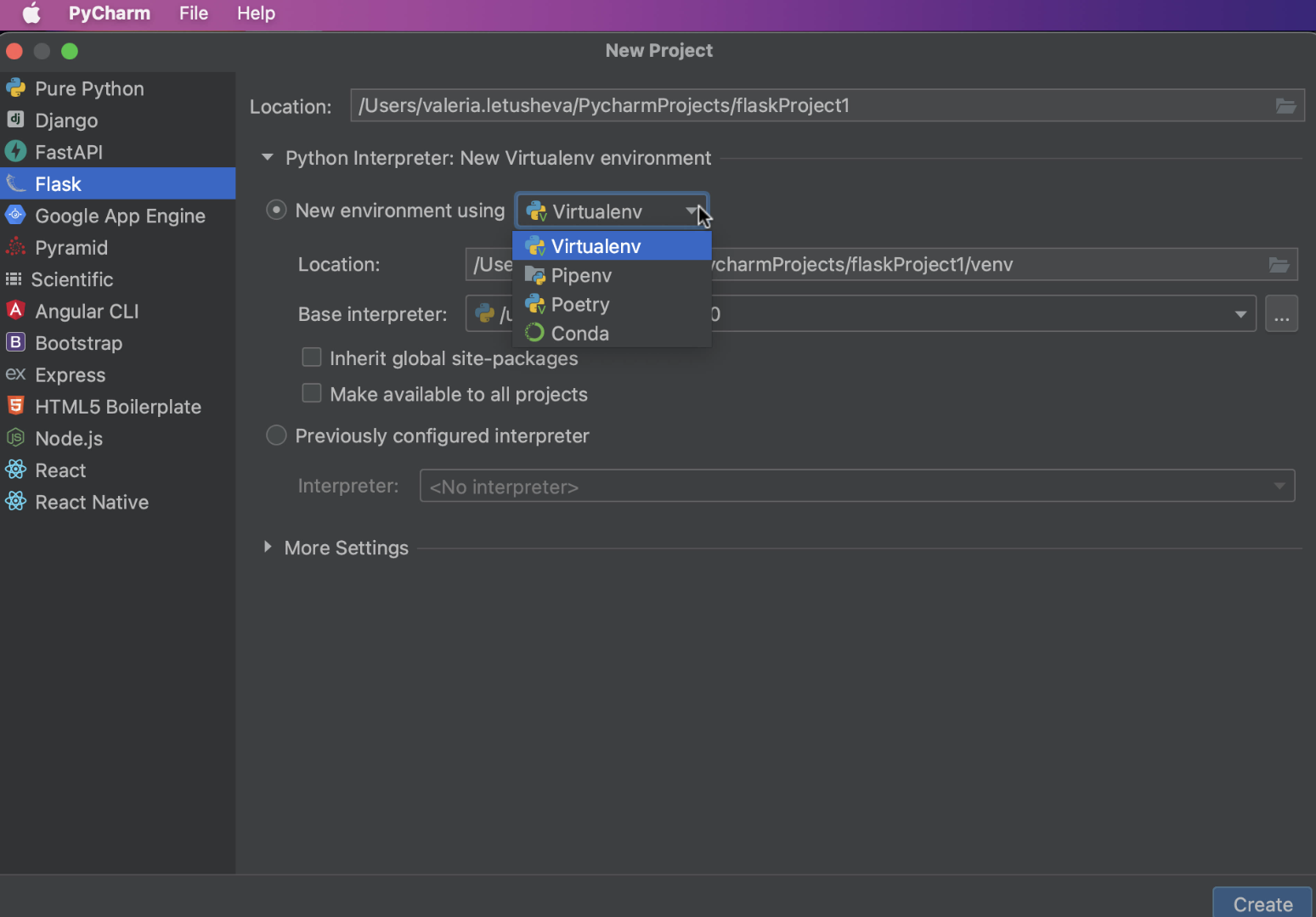 python开发工具pycharm。