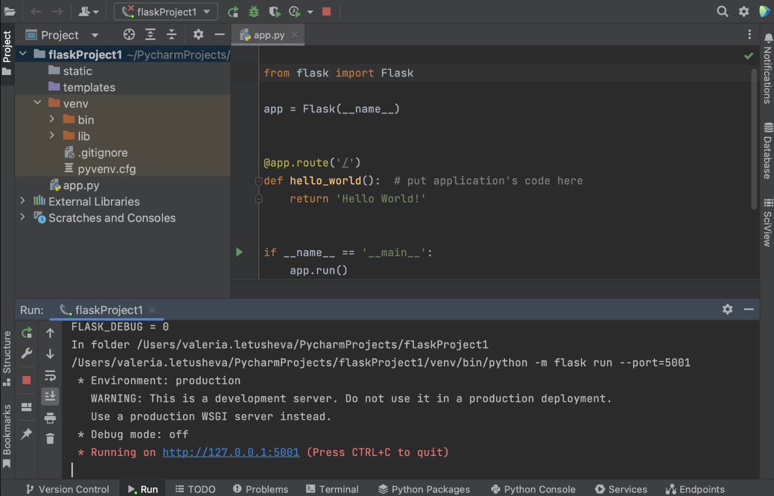 python开发工具pycharm。