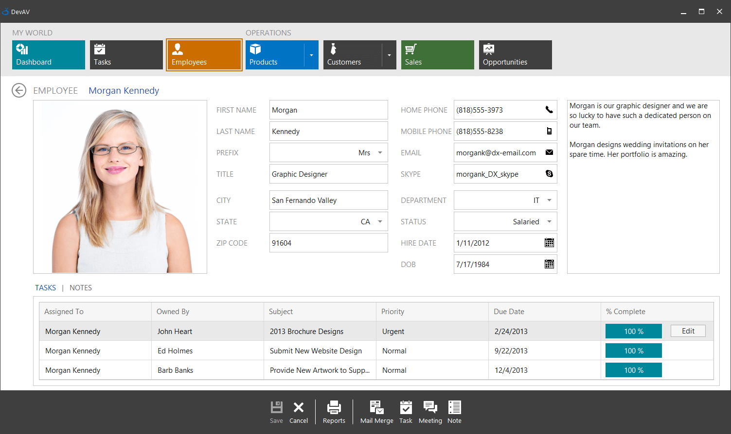 DevExpress WinForms示例：在服務器模式下將XtraGrid與CurrencyMangaer同步